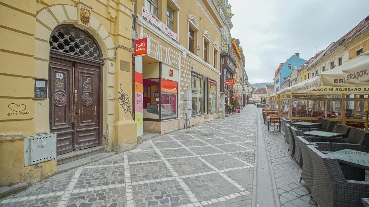 Coroni Republic Apart Apartment Brasov Bagian luar foto
